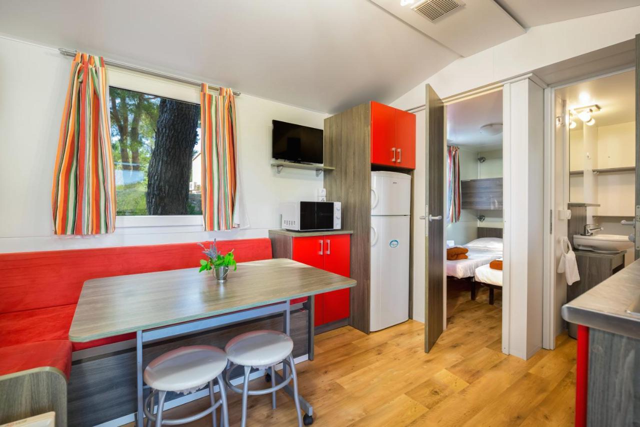 Kamp Vira Mobile Homes 赫瓦尔 外观 照片
