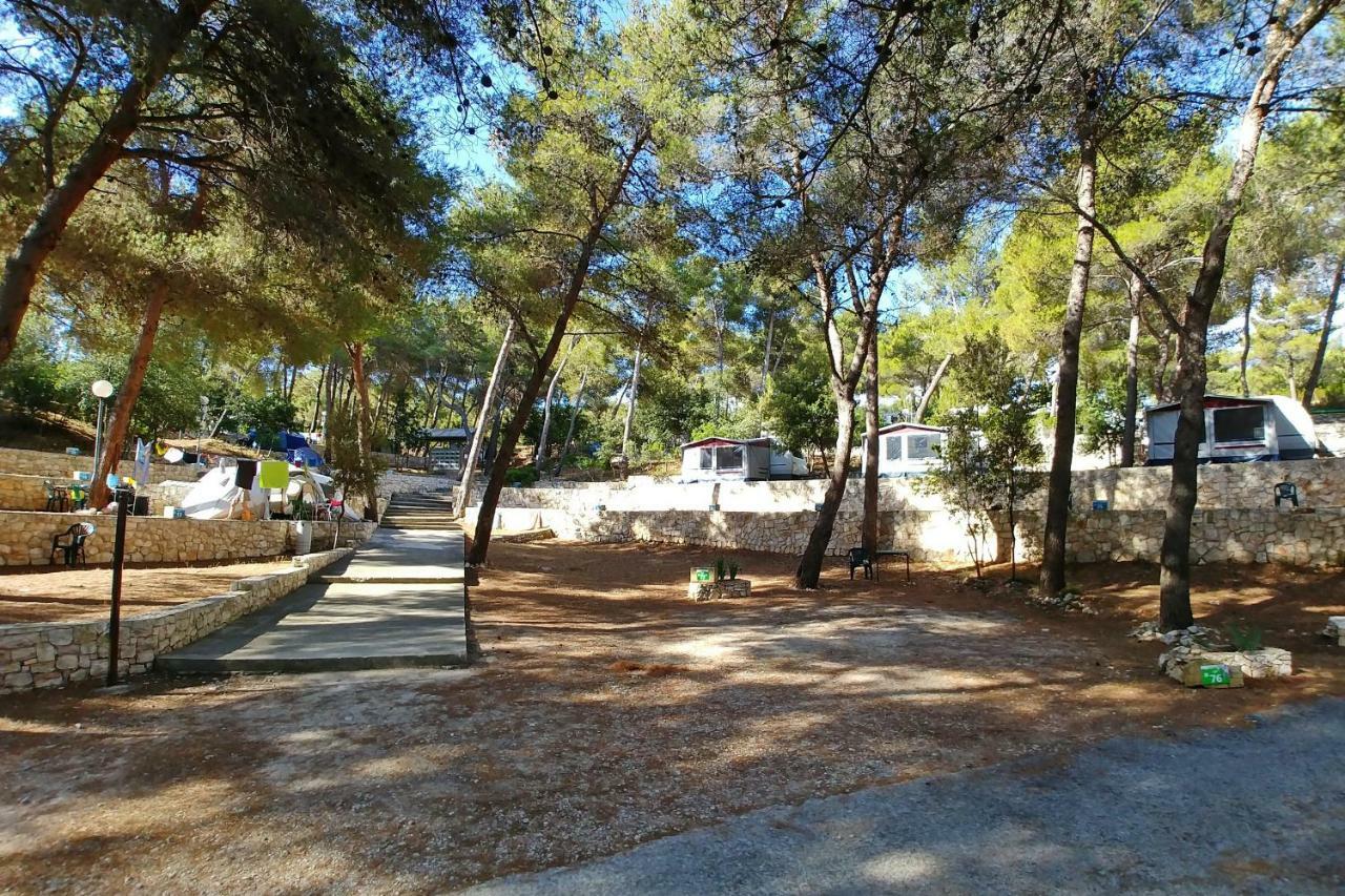 Kamp Vira Mobile Homes 赫瓦尔 外观 照片